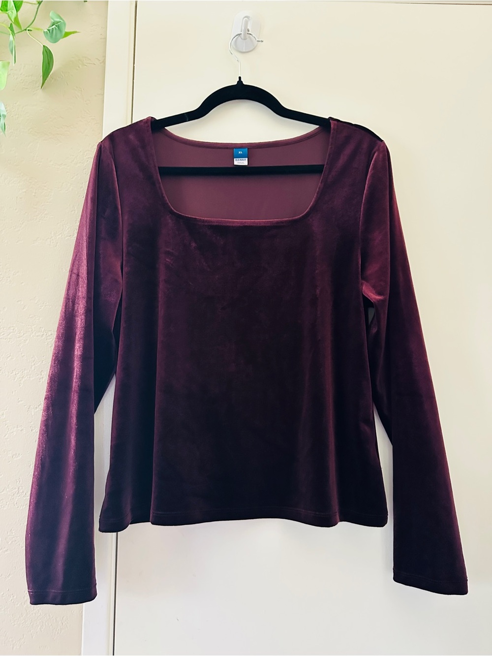 Old Navy Velvet Square-Neck Long Sleeve Top - Burgundy NWOT